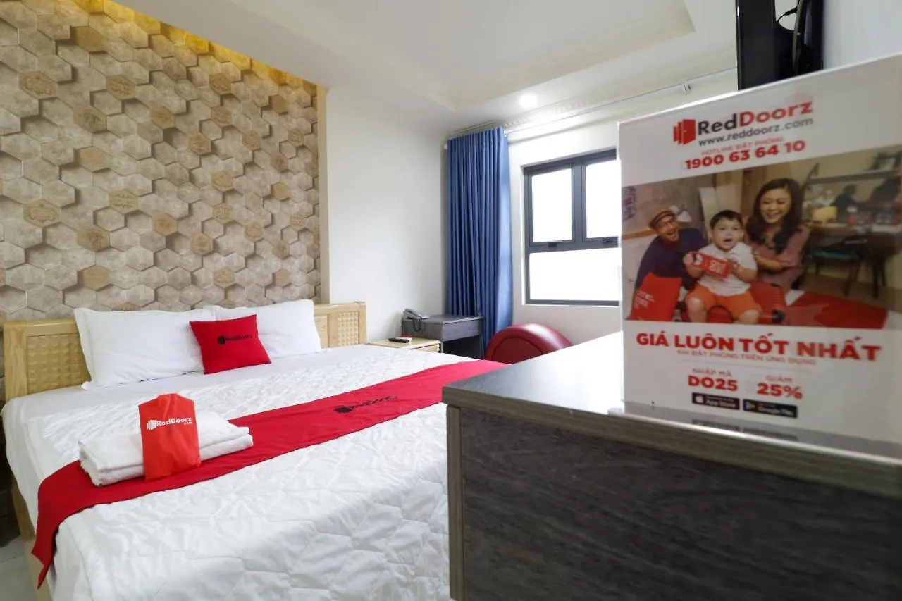 Reddoorz Minh Thu Hotel Cong Lo Ho Chi Minh City