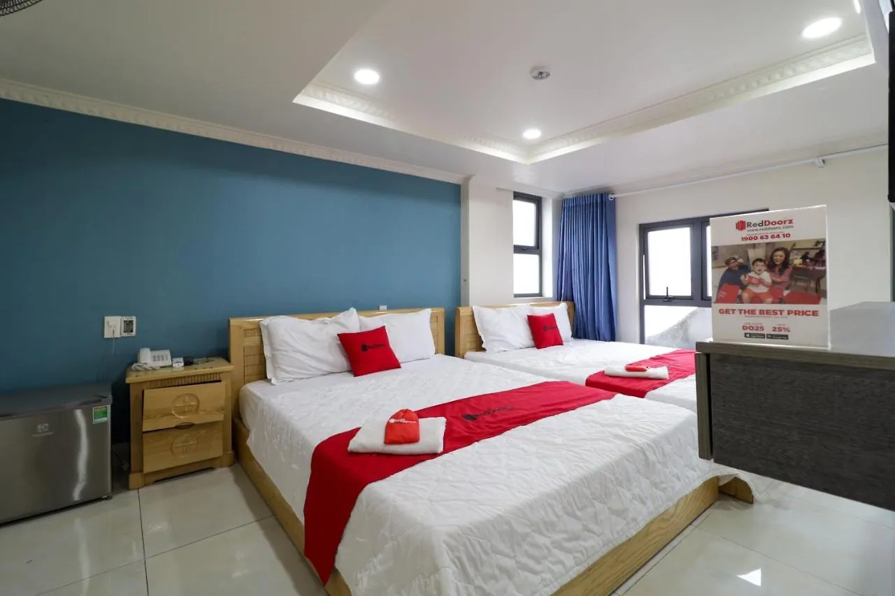 Reddoorz Minh Thu Hotel Cong Lo Ho Chi Minh City 2*,